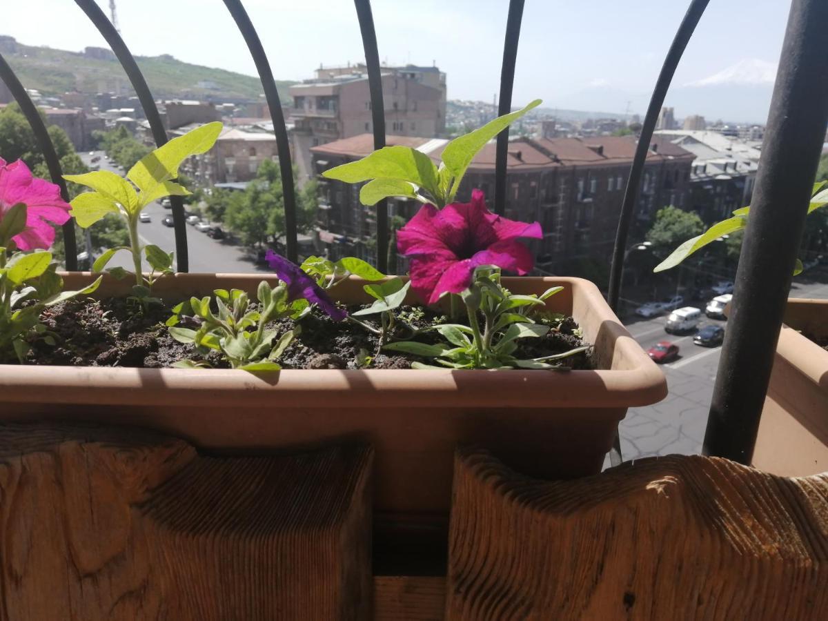 Yerevan-Sky With Terrace ภายนอก รูปภาพ